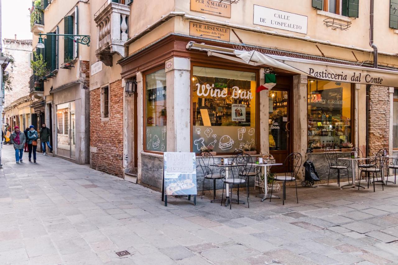 Doge'S Pantheon & St.Mark School In Hidden Venice Exterior photo